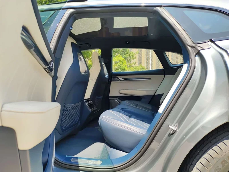 Zeekr 001 — фото 11