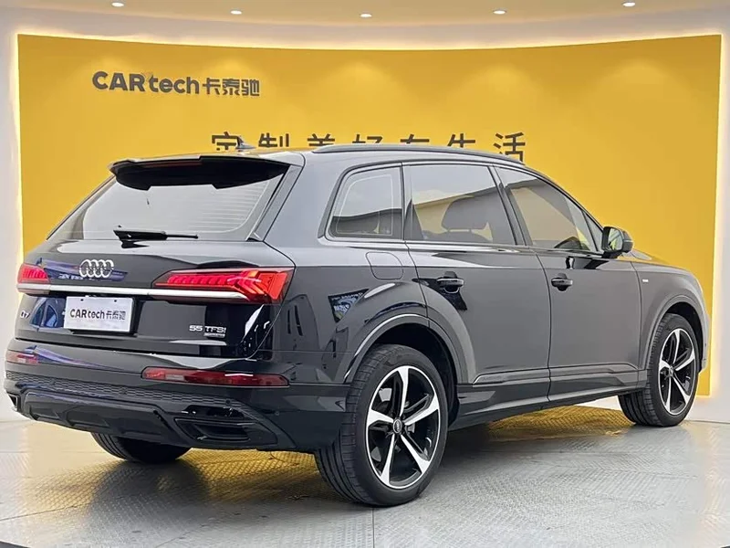 Audi Q7 — фото 4