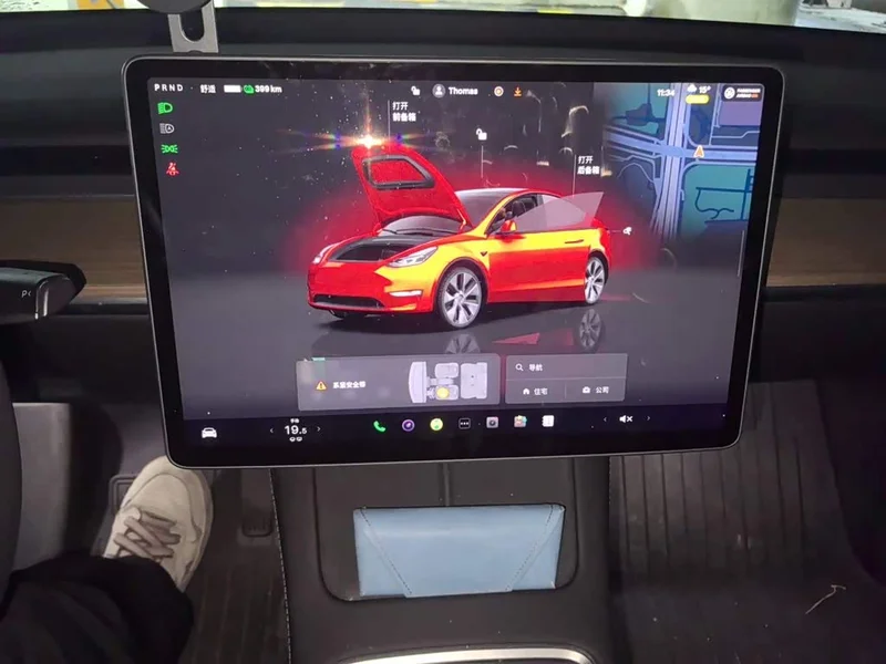 Tesla Model Y — фото 9