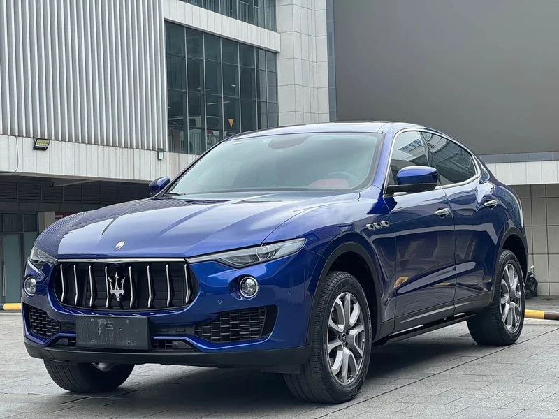 Maserati Levante — фото 3
