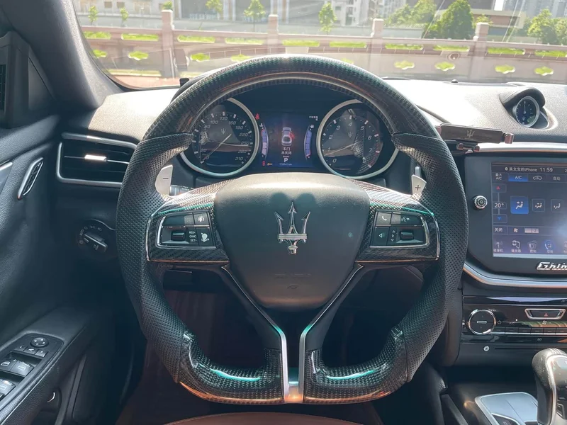 Maserati Ghibli — фото 13