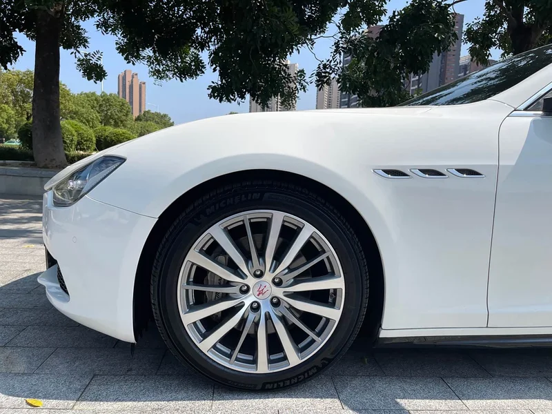 Maserati Ghibli — фото 26
