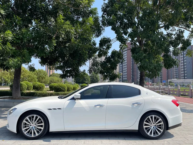 Maserati Ghibli — фото 28