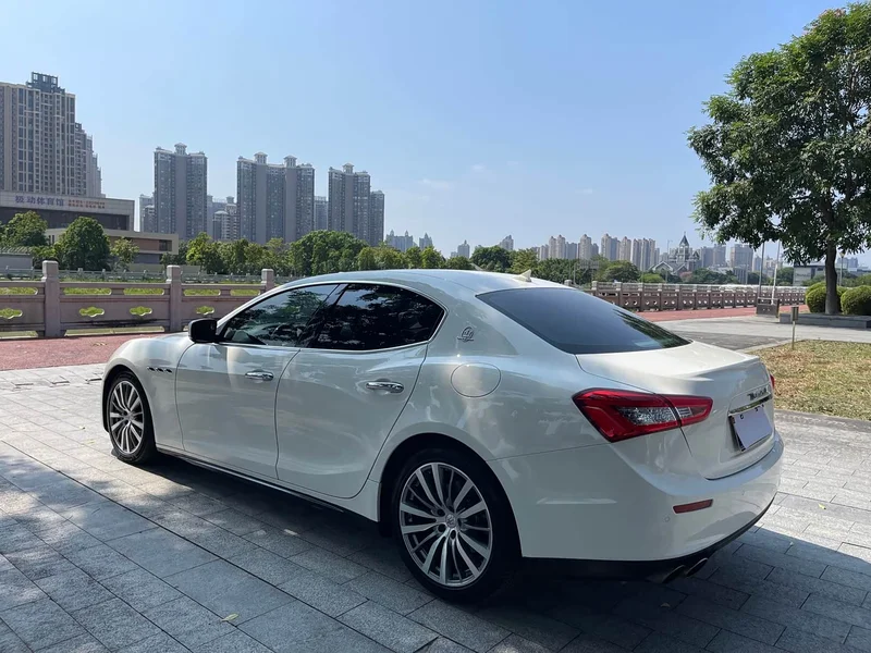 Maserati Ghibli — фото 7