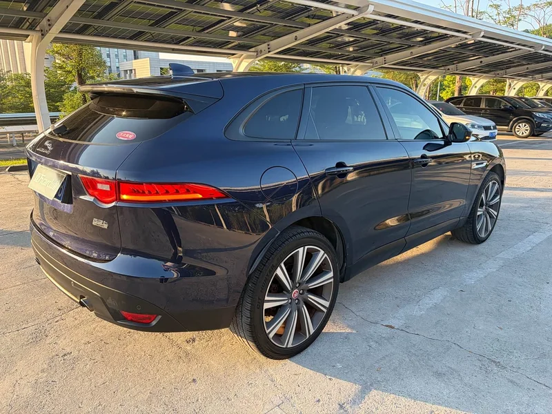 Jaguar F-PACE — фото 17