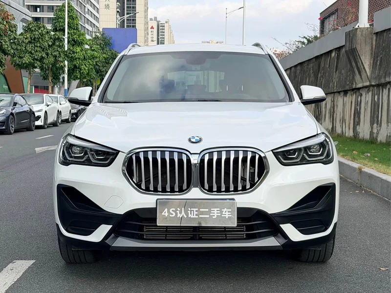BMW X1 — фото 3