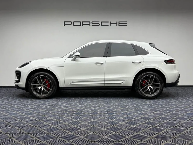 Porsche Macan — фото 13