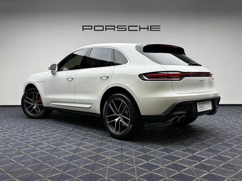 Porsche Macan — фото 7