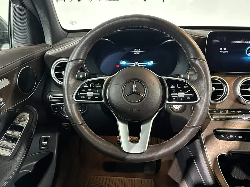 Mercedes-Benz GLC — фото 21