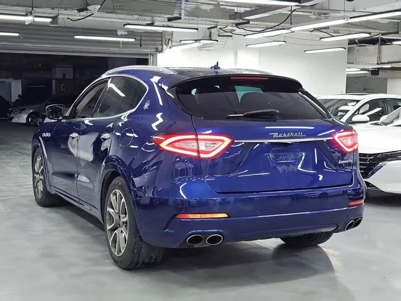 Maserati Levante — фото 6