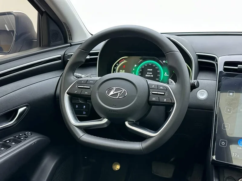 Hyundai Tucson — фото 22