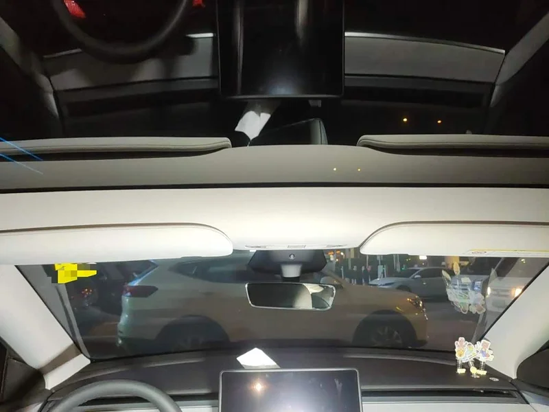 Tesla Model Y — фото 19