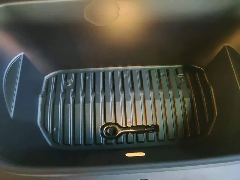 Tesla Model Y — фото 21