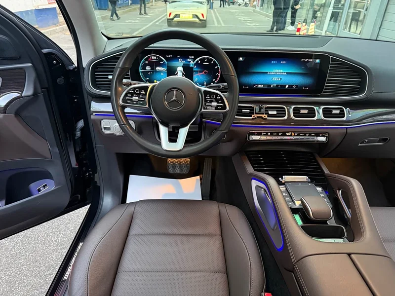 Mercedes-Benz GLE-Class — фото 14