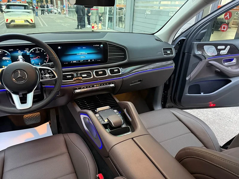 Mercedes-Benz GLE-Class — фото 15