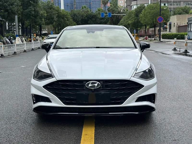 Hyundai Sonata — фото 2