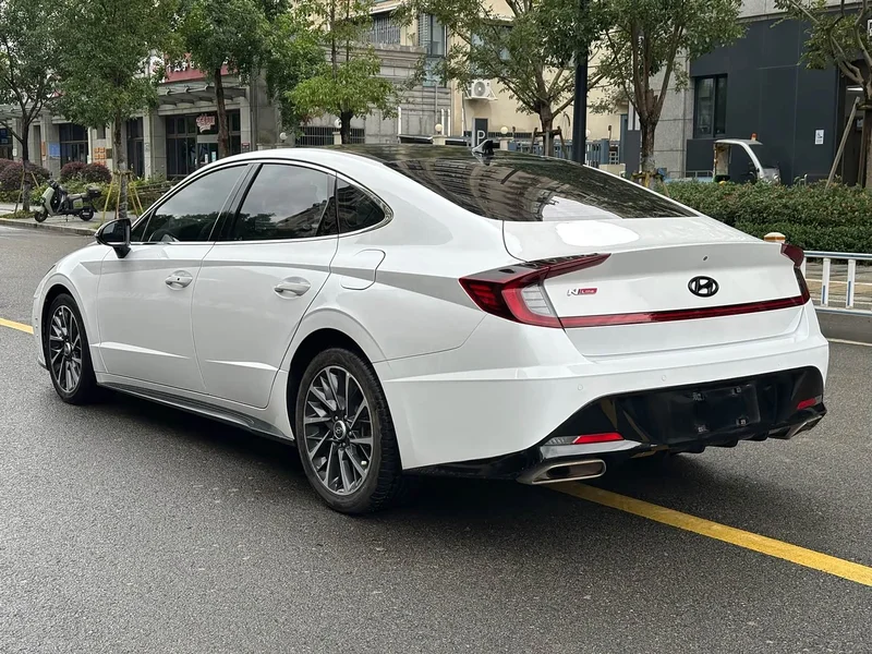 Hyundai Sonata — фото 7