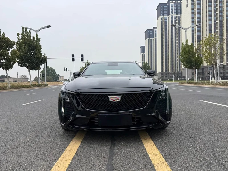 Cadillac CT5 — фото 2