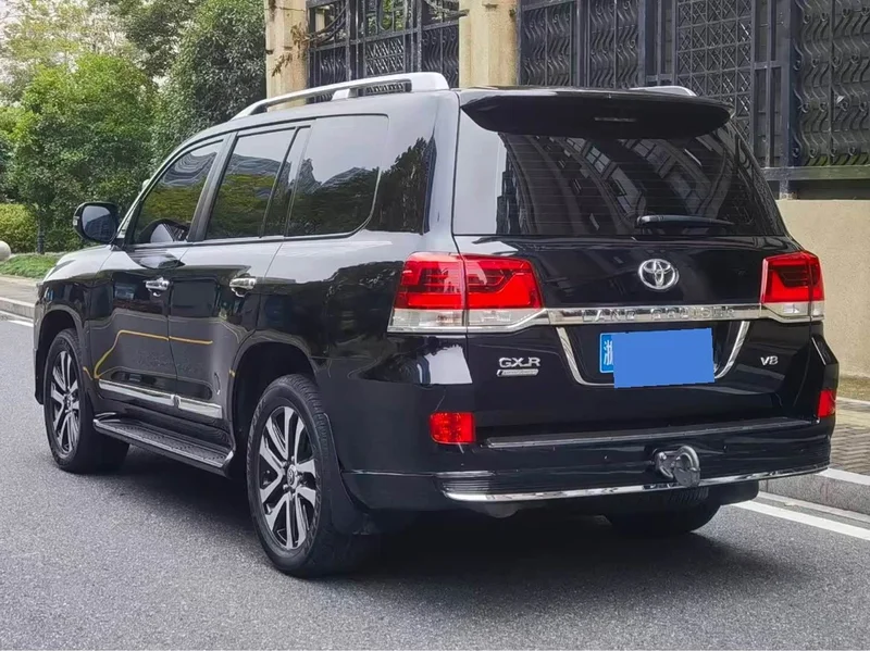 Toyota Land Cruiser (Imported) — фото 7