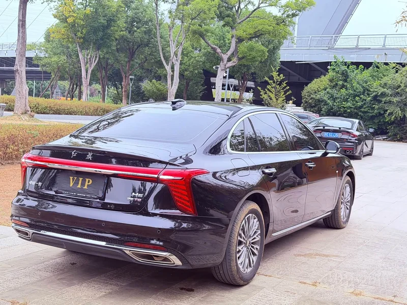 Hongqi H5 — фото 6
