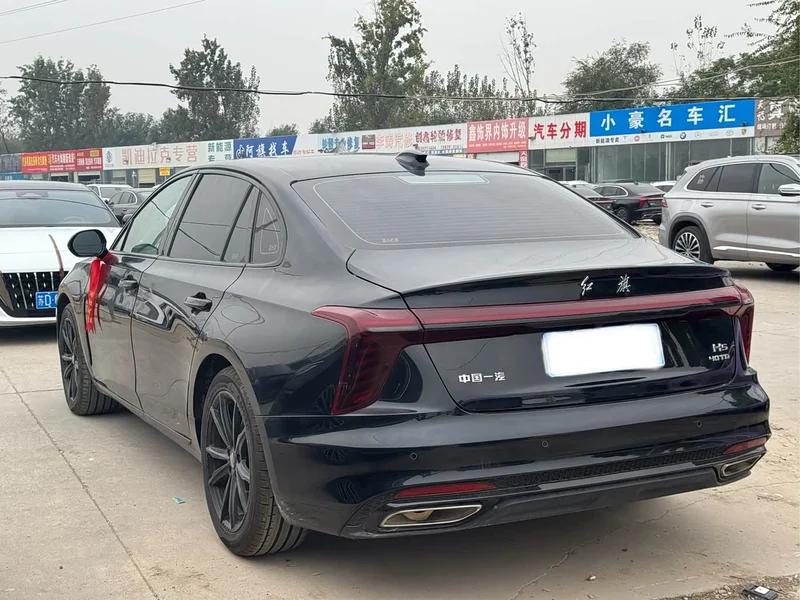 Hongqi H5 — фото 7