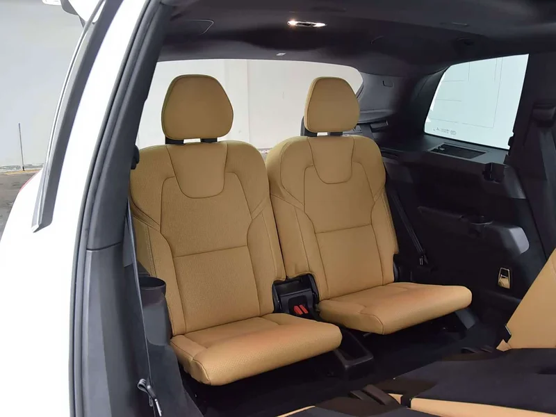 Volvo XC90 — фото 18