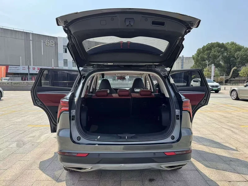 Changan CS75PLUS — фото 18