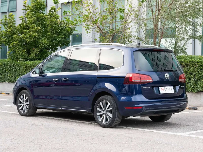 Volkswagen Sharan — фото 2