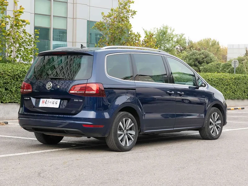Volkswagen Sharan — фото 3
