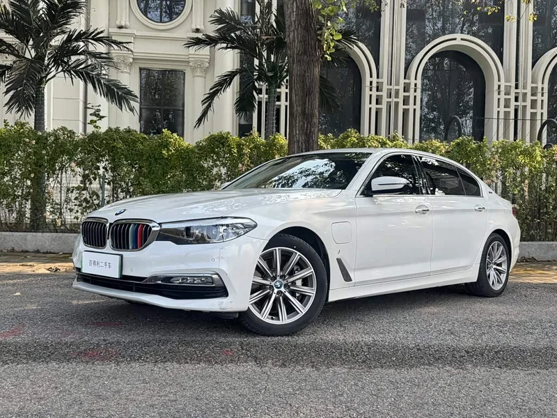 BMW 5-Series New Energy — фото 1