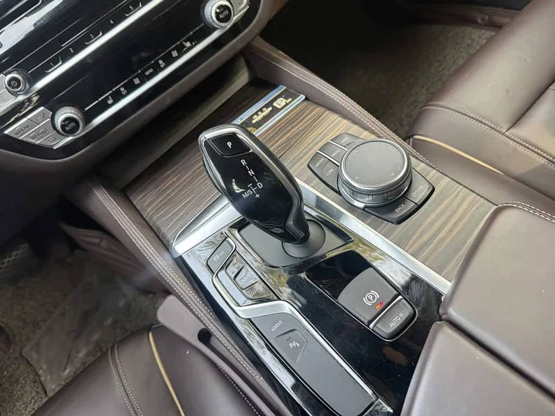 BMW 5-Series New Energy — фото 4