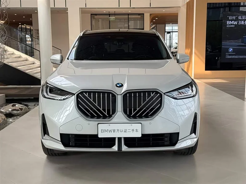 BMW X3 — фото 15