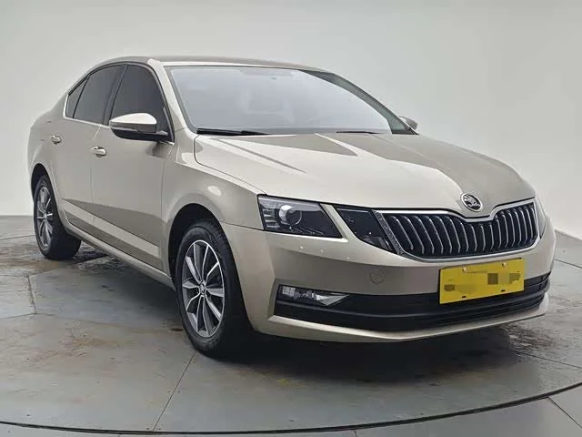 Volkswagen Octavia — фото 3