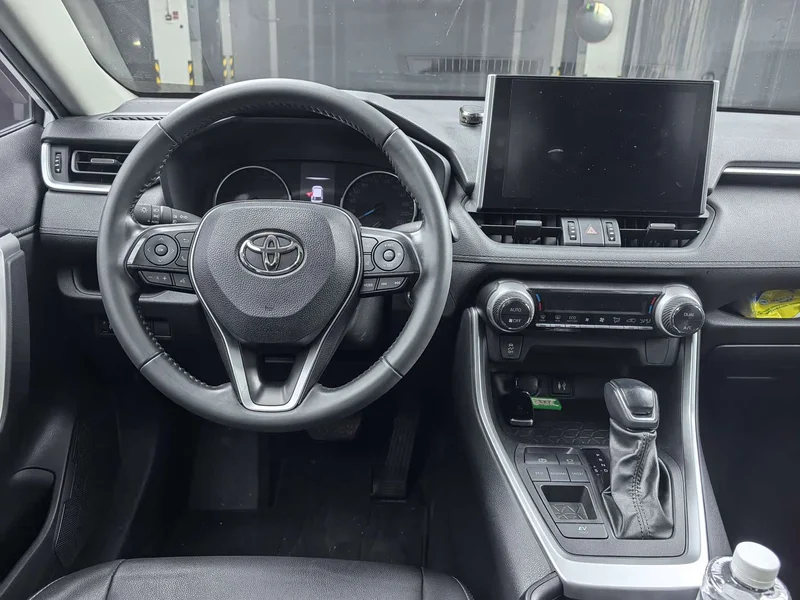 Toyota Wildlander — фото 11