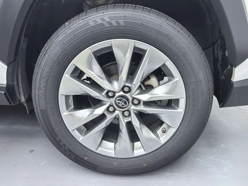 Toyota Wildlander — фото 10
