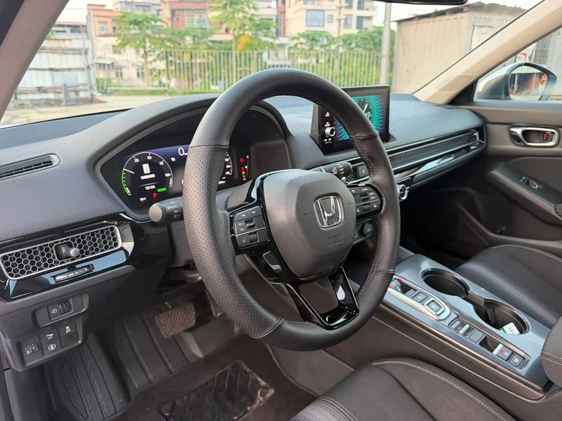Honda Civic — фото 10