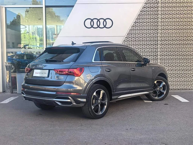 Audi Q3 — фото 4