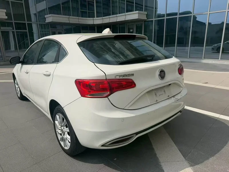 Hyundai i30 — фото 3