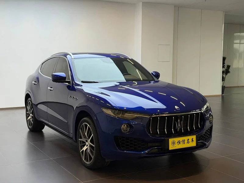 Maserati Levante — фото 3