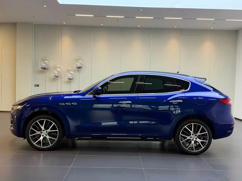 Maserati Levante — фото 6