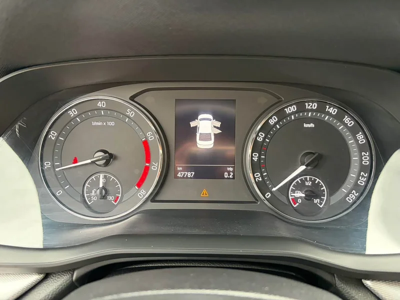 Volkswagen Octavia — фото 13