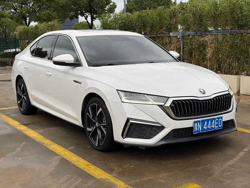 Volkswagen Octavia — фото 3