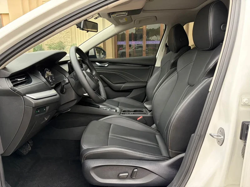 Volkswagen Octavia — фото 6