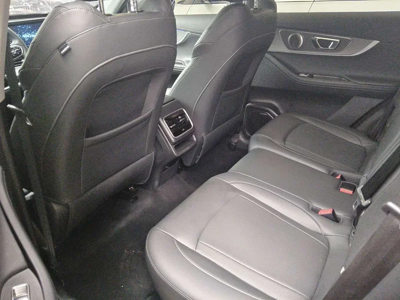 Chery Tiggo 8 Pro — фото 9
