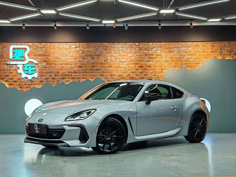 Subaru BRZ — фото 1
