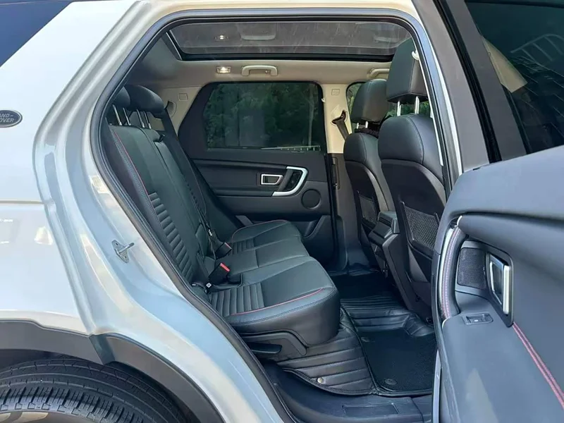 Land Rover Discovery — фото 14
