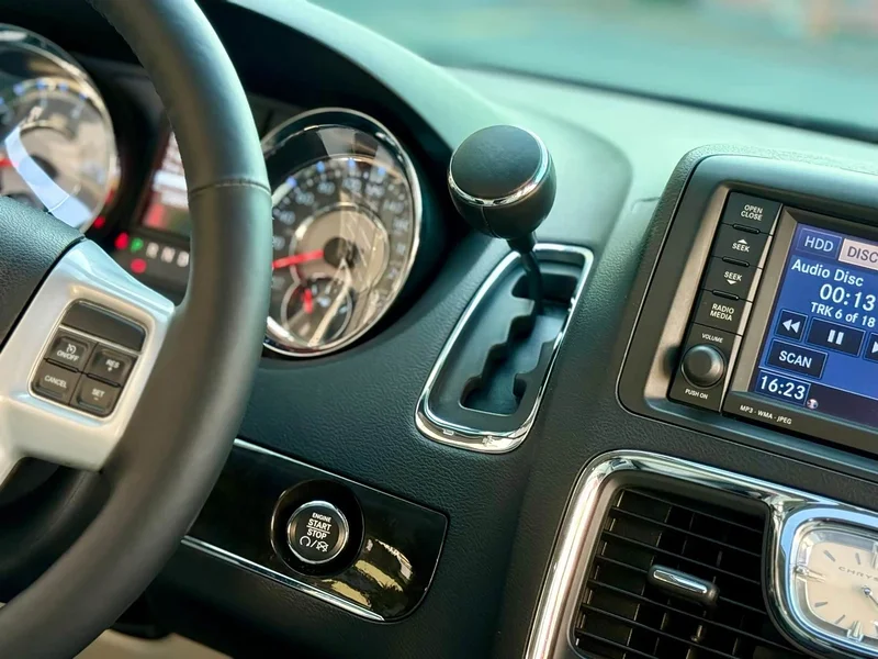 Jeep Grand Voyager (Imported) — фото 29