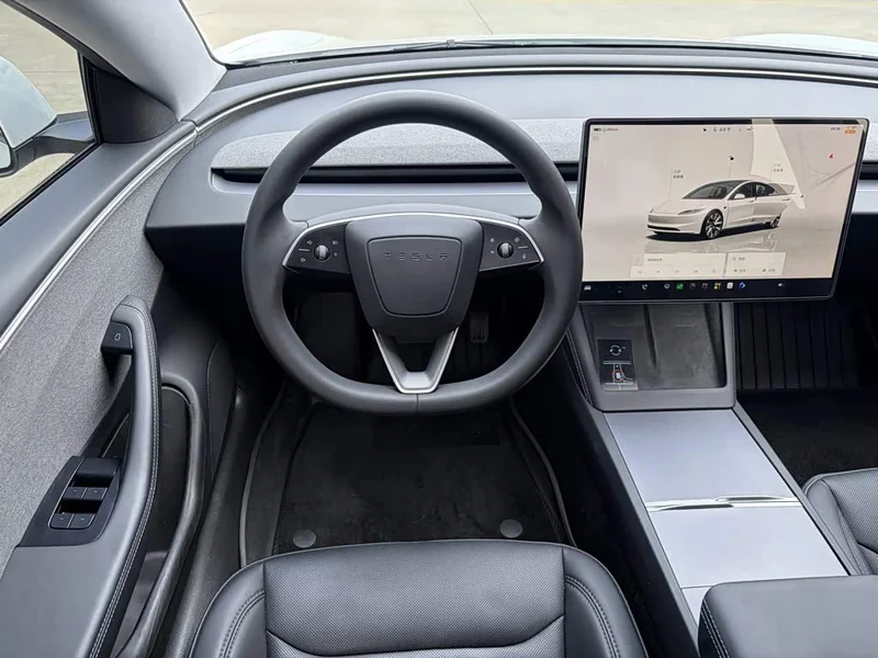 Tesla Model 3 — фото 6