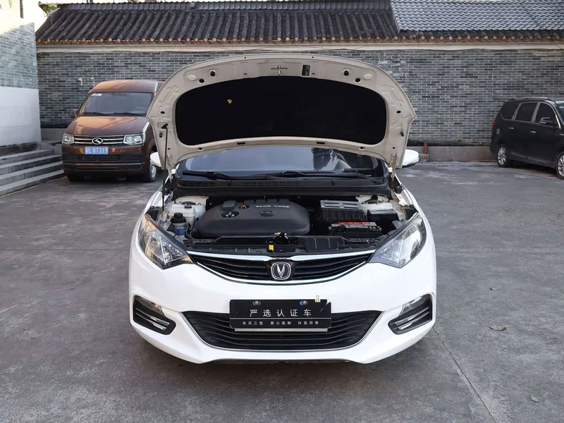 Changan Eado — фото 12