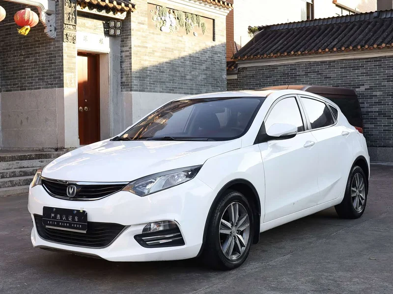 Changan Eado — фото 2